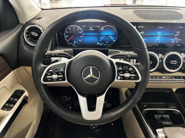 Used 2020 Mercedes-Benz GLB 250 4MATIC image 23