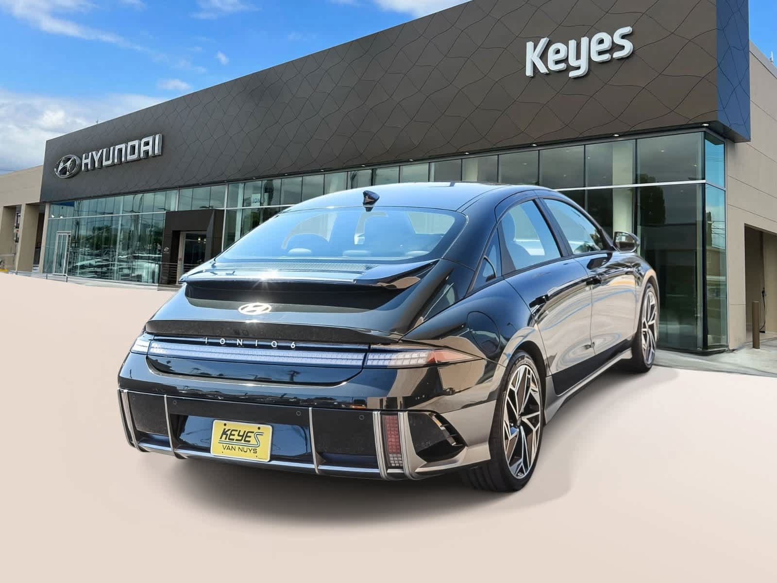 Certified 2023 Hyundai Ioniq 6 Limited RWD image 4