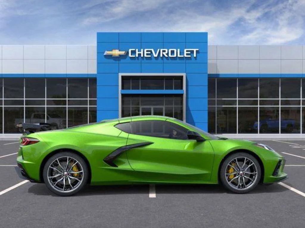 Used 2026 Chevrolet Corvette Stingray Preferred Cpe w/ Battery Protection Package RWD image 3