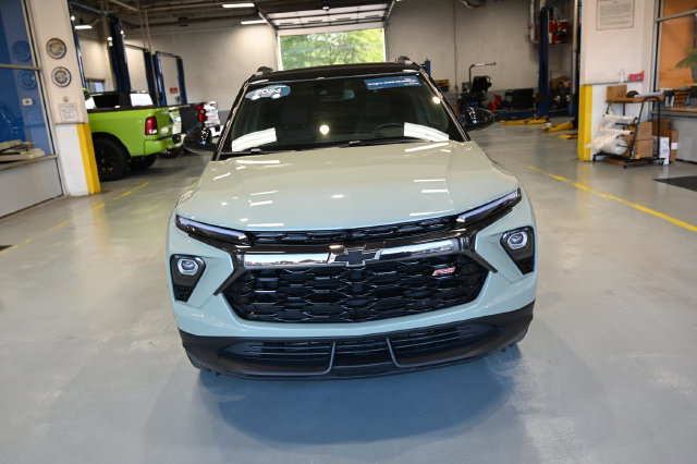 Certified 2024 Chevrolet TrailBlazer RS w/ Convenience Package AWD/4WD image 2