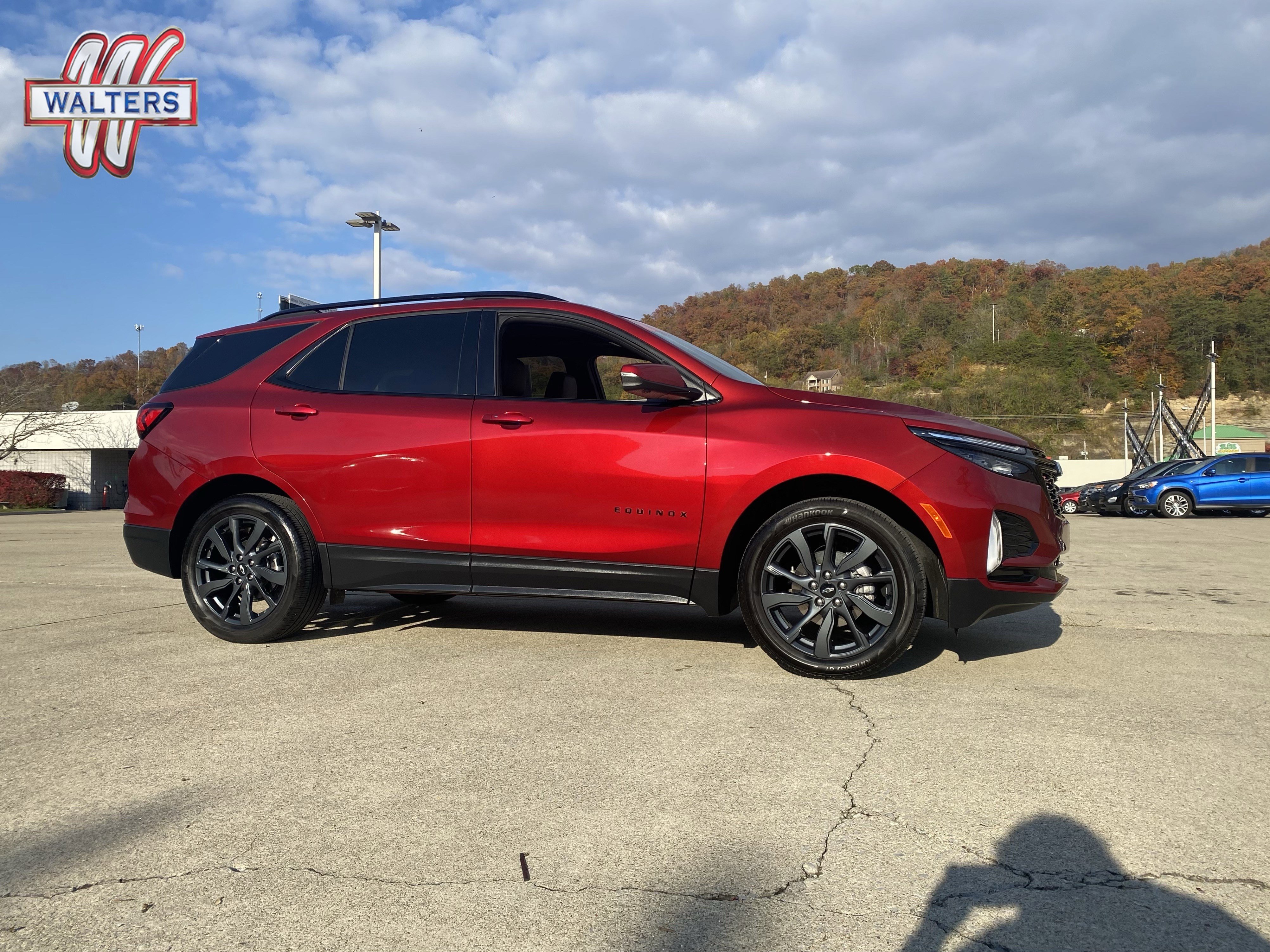 Used 2024 Chevrolet Equinox RS image 1