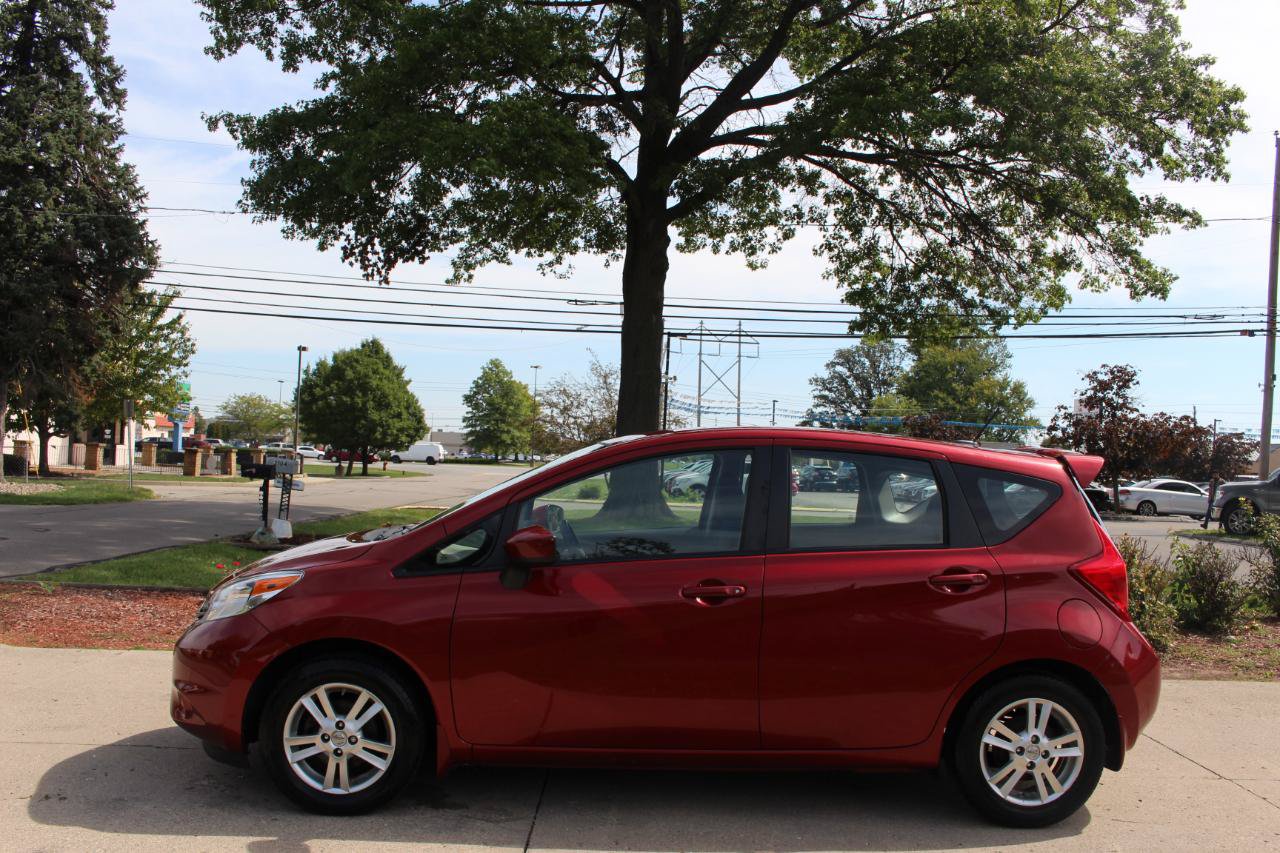 Used 2016 Nissan Versa Note SV w/ Sport Value Package FWD image 6
