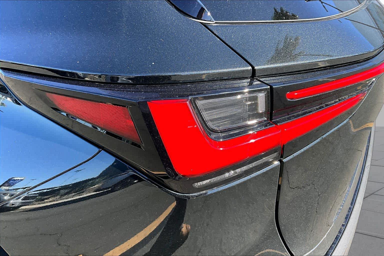 Used 2026 Lexus NX 450h+ AWD w/ Accessory Package (Z2) image 29