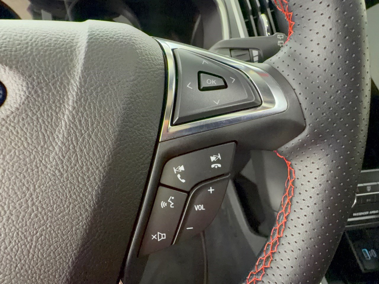 Certified 2021 Ford Edge ST-Line FWD image 19
