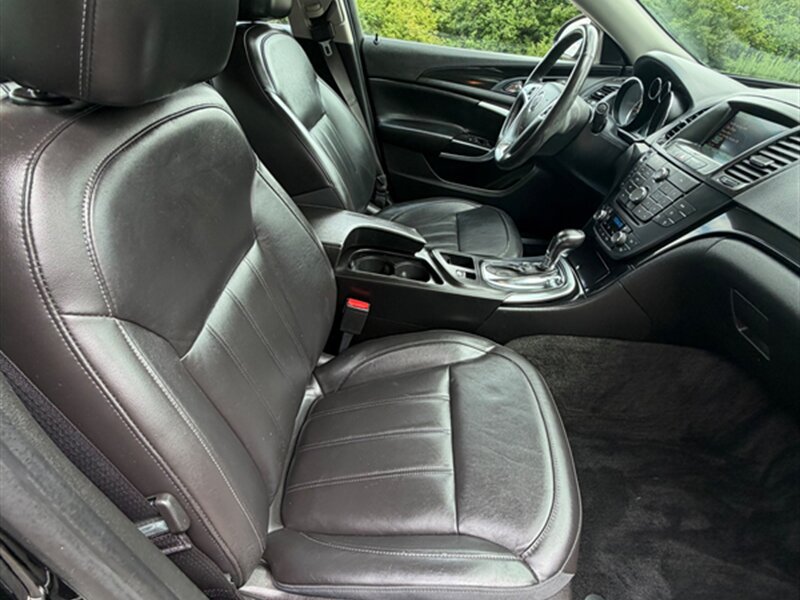 Used 2013 Buick Regal Premium FWD image 19