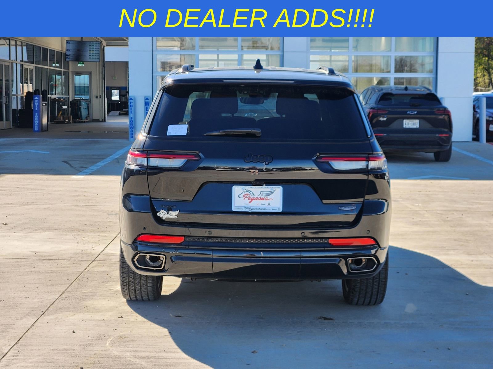 New 2025 Jeep Grand Cherokee L Summit AWD/4WD image 8