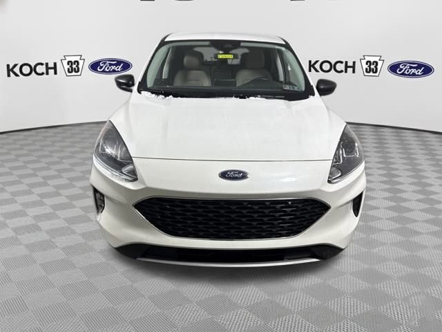 Used 2022 Ford Escape SE w/ Convenience Package image 2