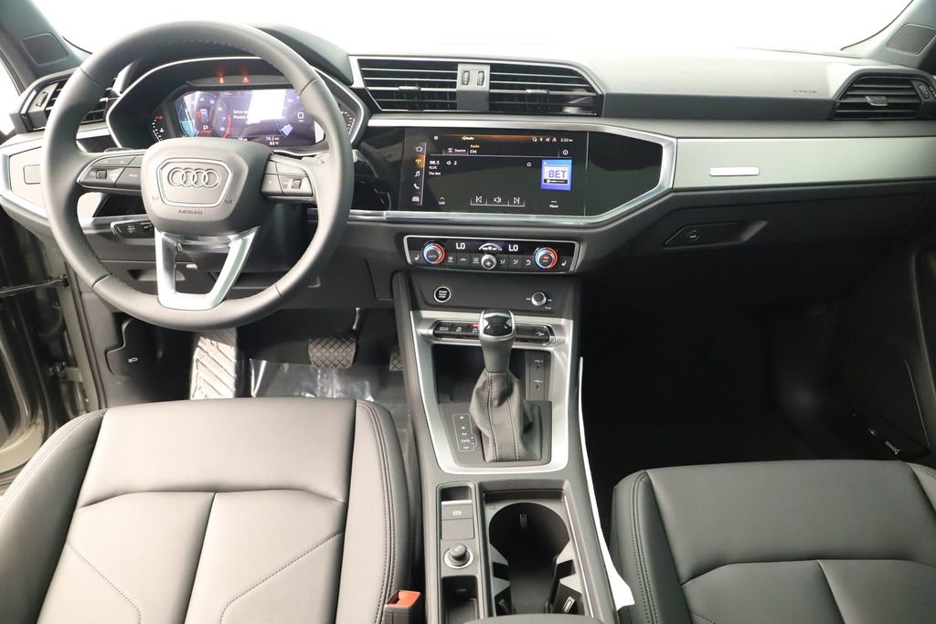 New 2025 Audi Q3 2.0T Premium image 19