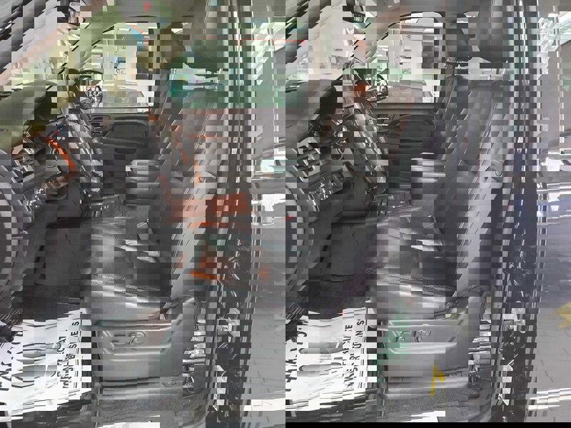 Used 2012 Chevrolet Suburban LTZ image 10