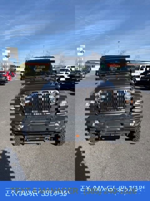 Used 2021 Jeep Wrangler Sport S image 3