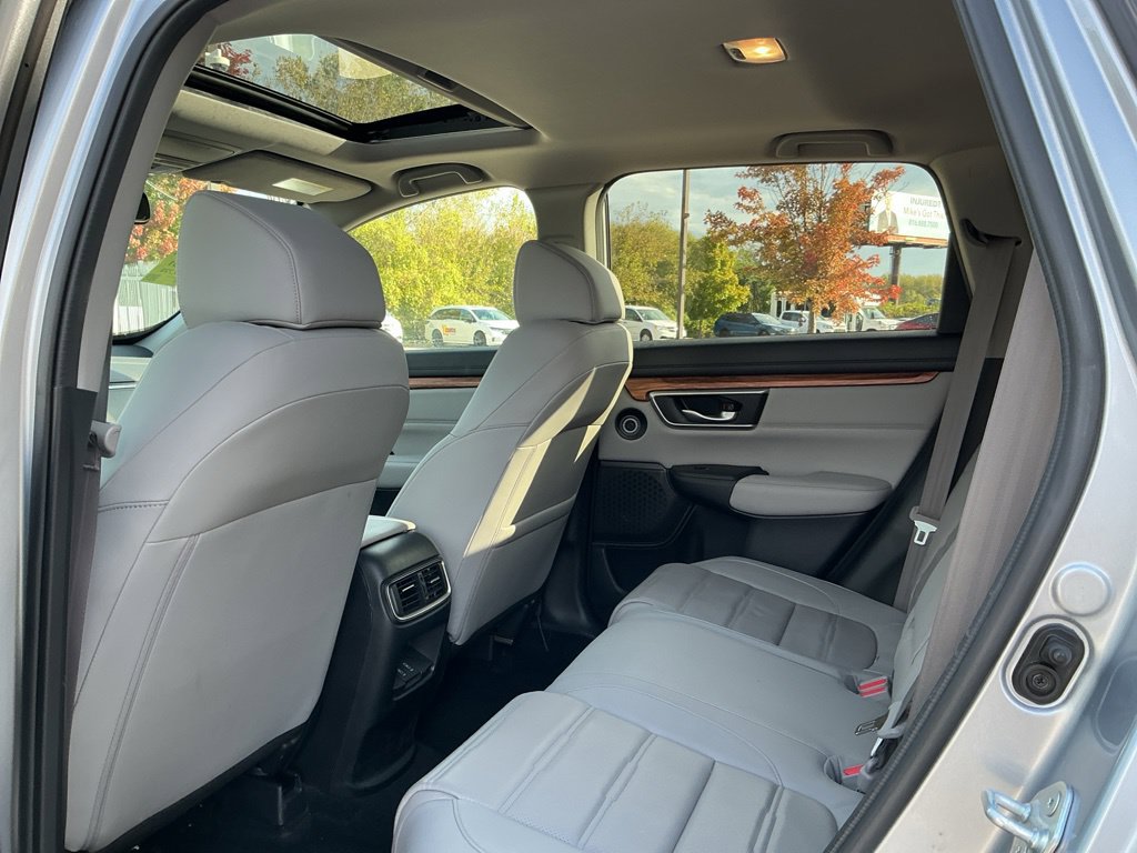 Used 2022 Honda CR-V Touring image 37