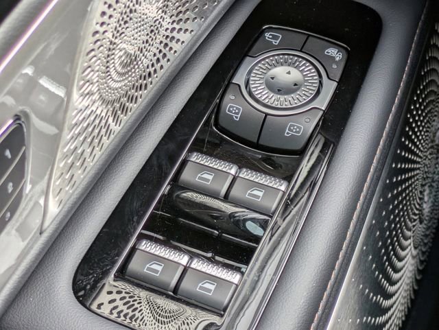 New 2026 Lincoln Nautilus Reserve image 24