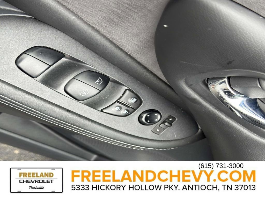 Used 2023 Nissan Murano SV image 22