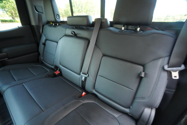 Used 2022 GMC Sierra 1500 SLT w/ SLT Premium Plus Package AWD/4WD image 26