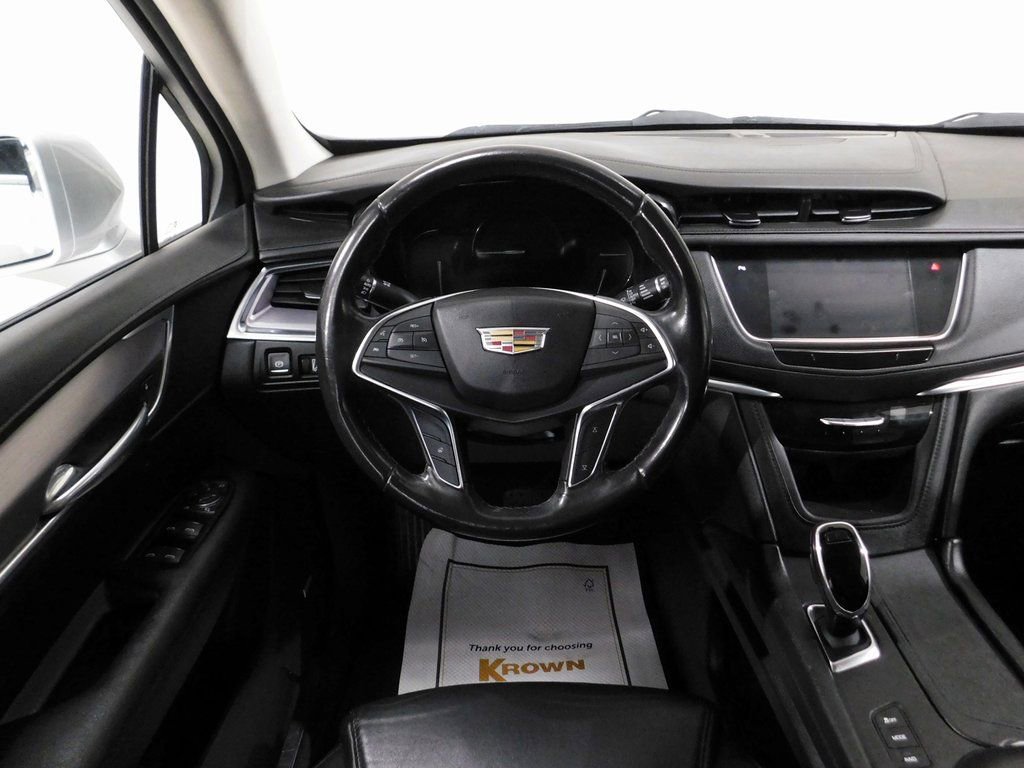 Used 2018 Cadillac XT5 Luxury image 37