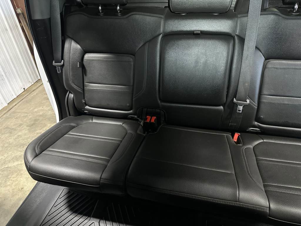 Used 2020 GMC Sierra 2500 Denali w/ Denali Ultimate Package image 21