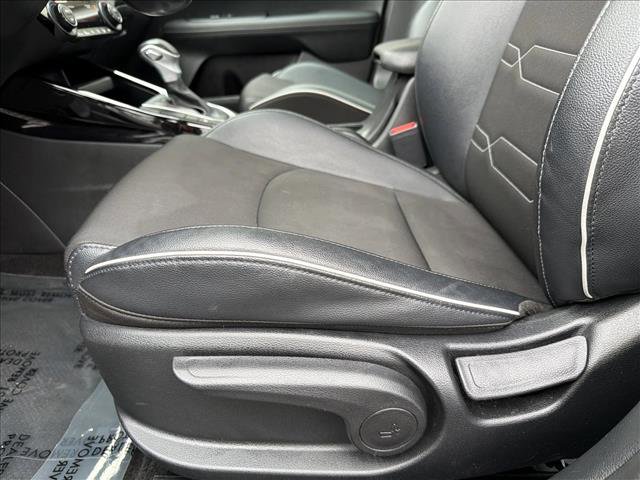 Used 2023 Kia Forte GT-Line image 12