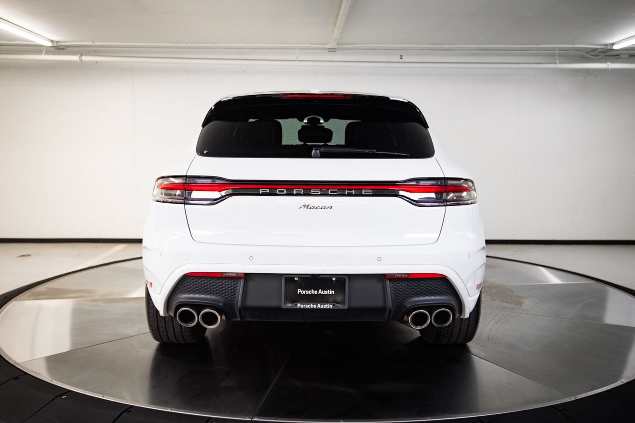 Certified 2023 Porsche Macan AWD/4WD image 6