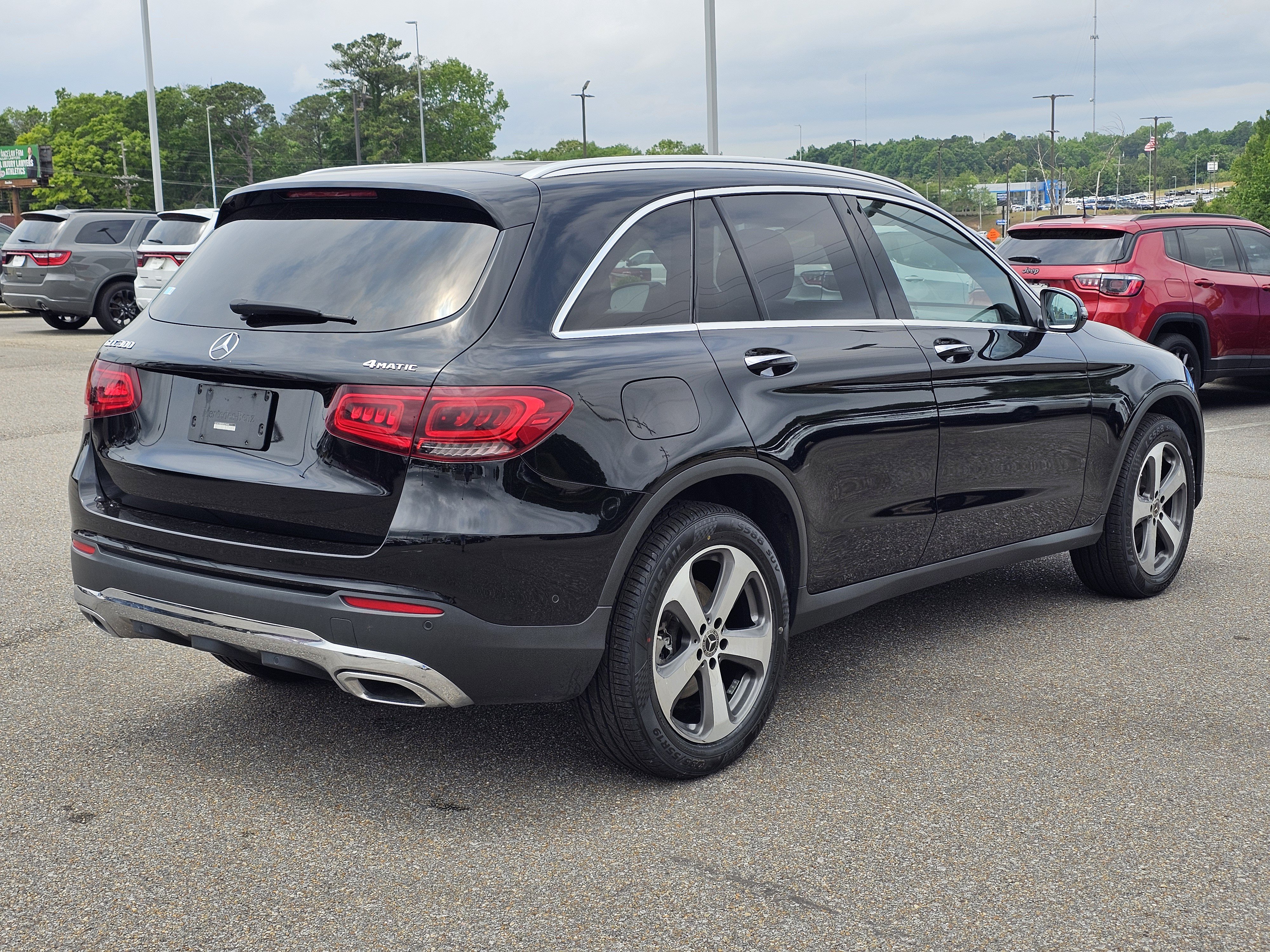 Used 2021 Mercedes-Benz GLC 300 4MATIC image 8