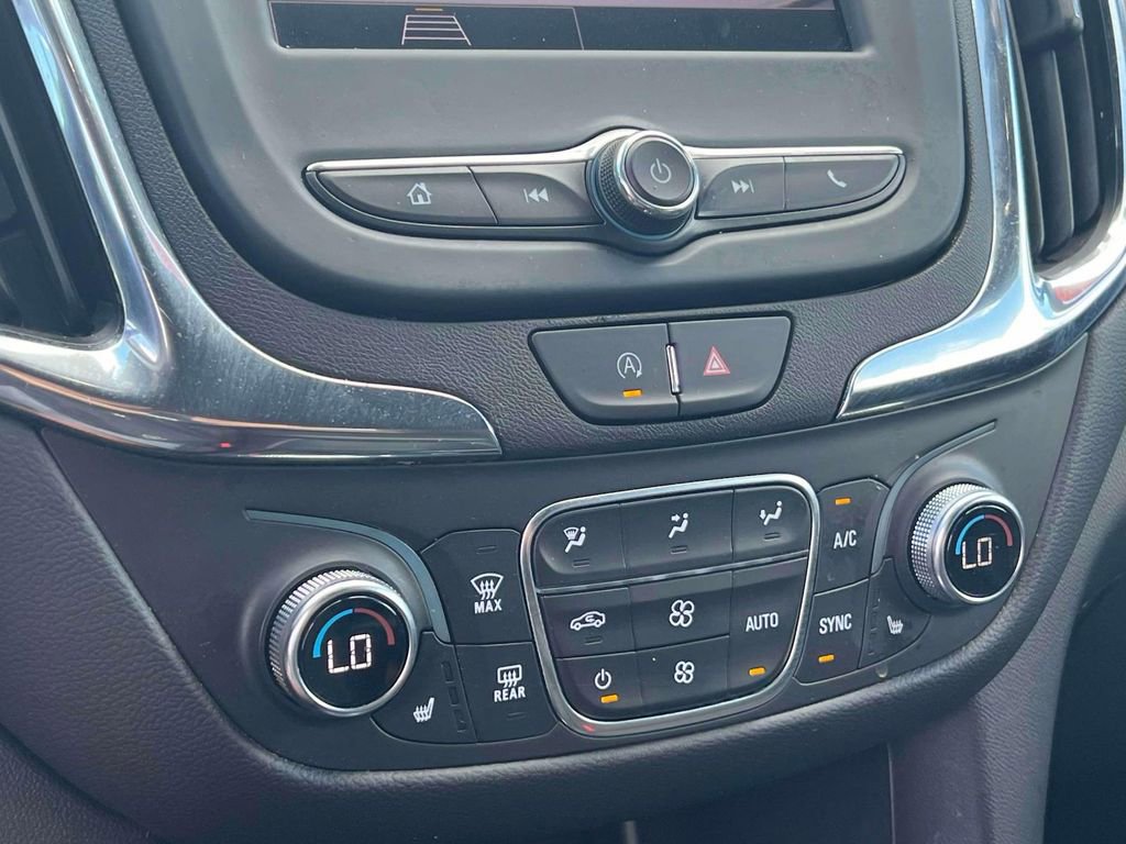 Used 2023 Chevrolet Equinox LT AWD/4WD image 33