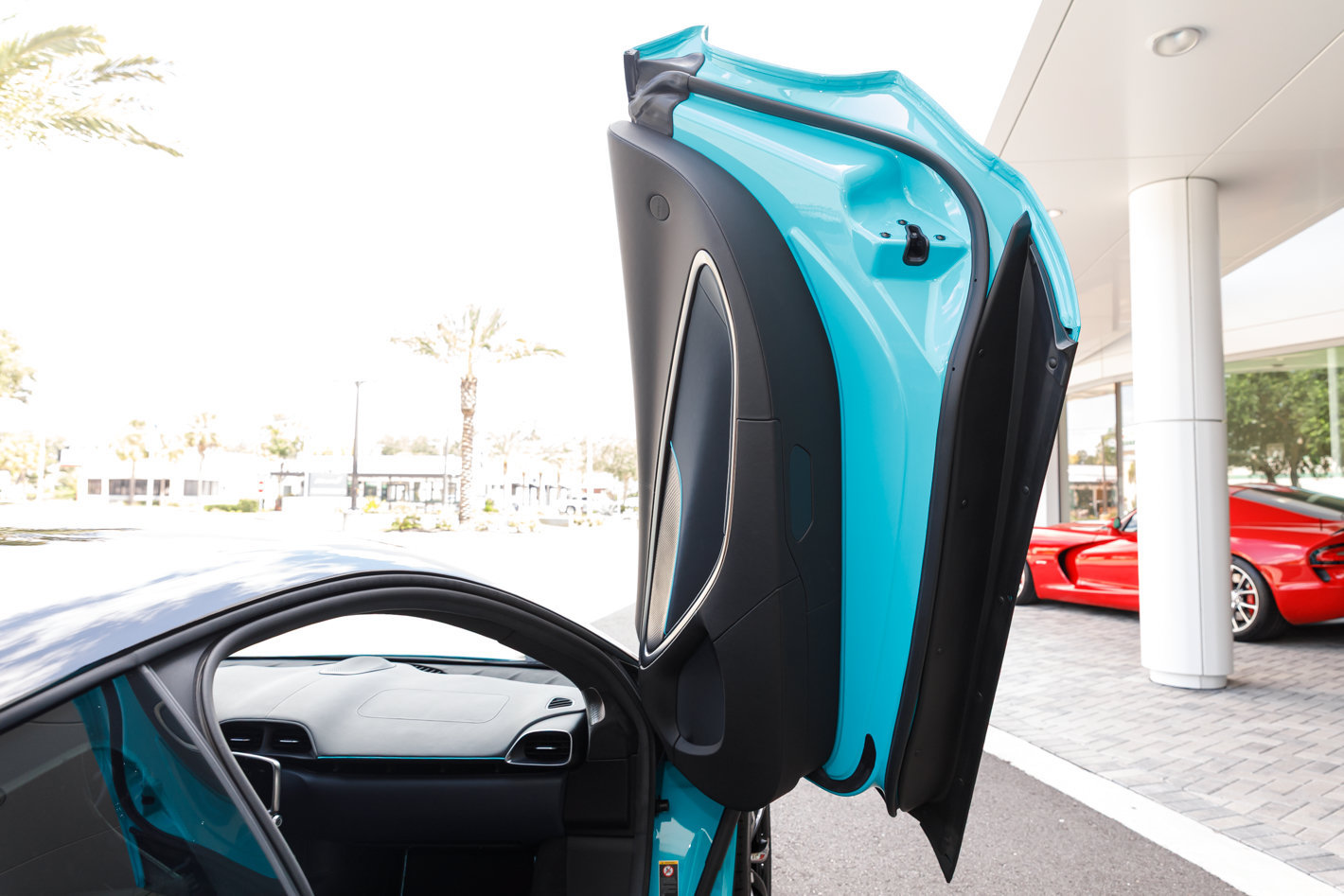 Used 2023 McLaren Artura RWD image 50