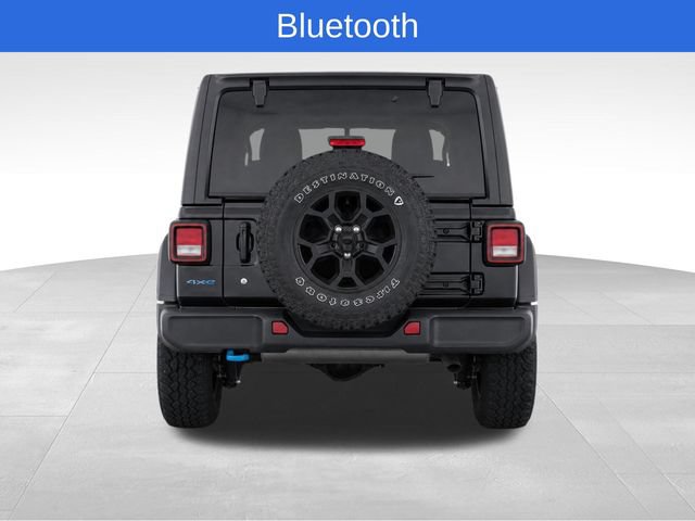 Used 2023 Jeep Wrangler Unlimited w/ Cold Weather Group AWD/4WD image 7