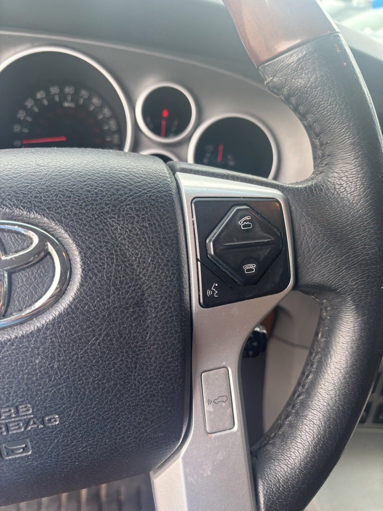 Used 2017 Toyota Sequoia Platinum image 19