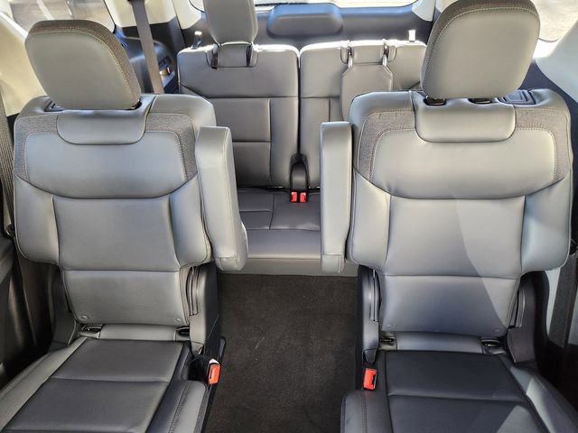 New 2026 Ford Explorer Active w/ Active Comfort Package image 14