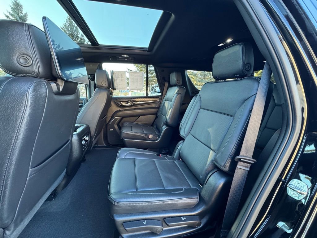 Used 2023 GMC Yukon Denali w/ Denali Reserve Package image 26