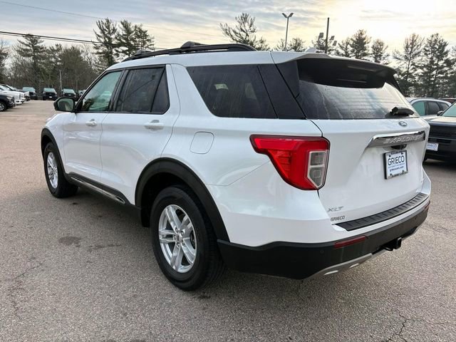 Used 2022 Ford Explorer XLT w/ Equipment Group 202A image 5
