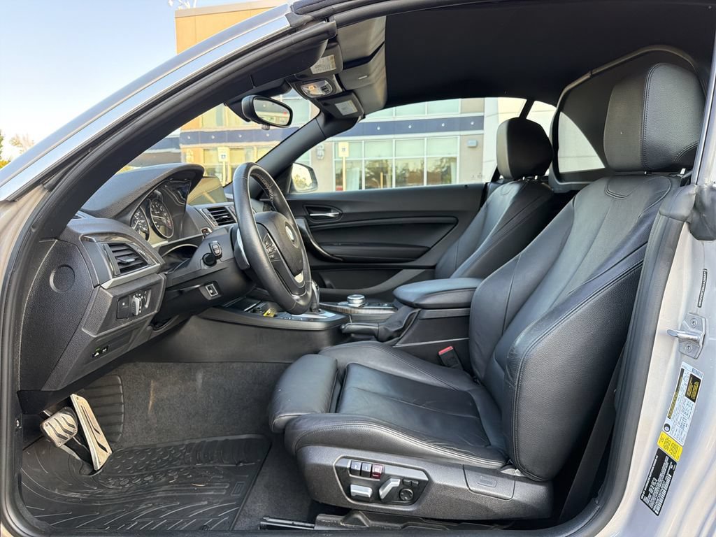 Used 2017 BMW 230i Convertible RWD image 11
