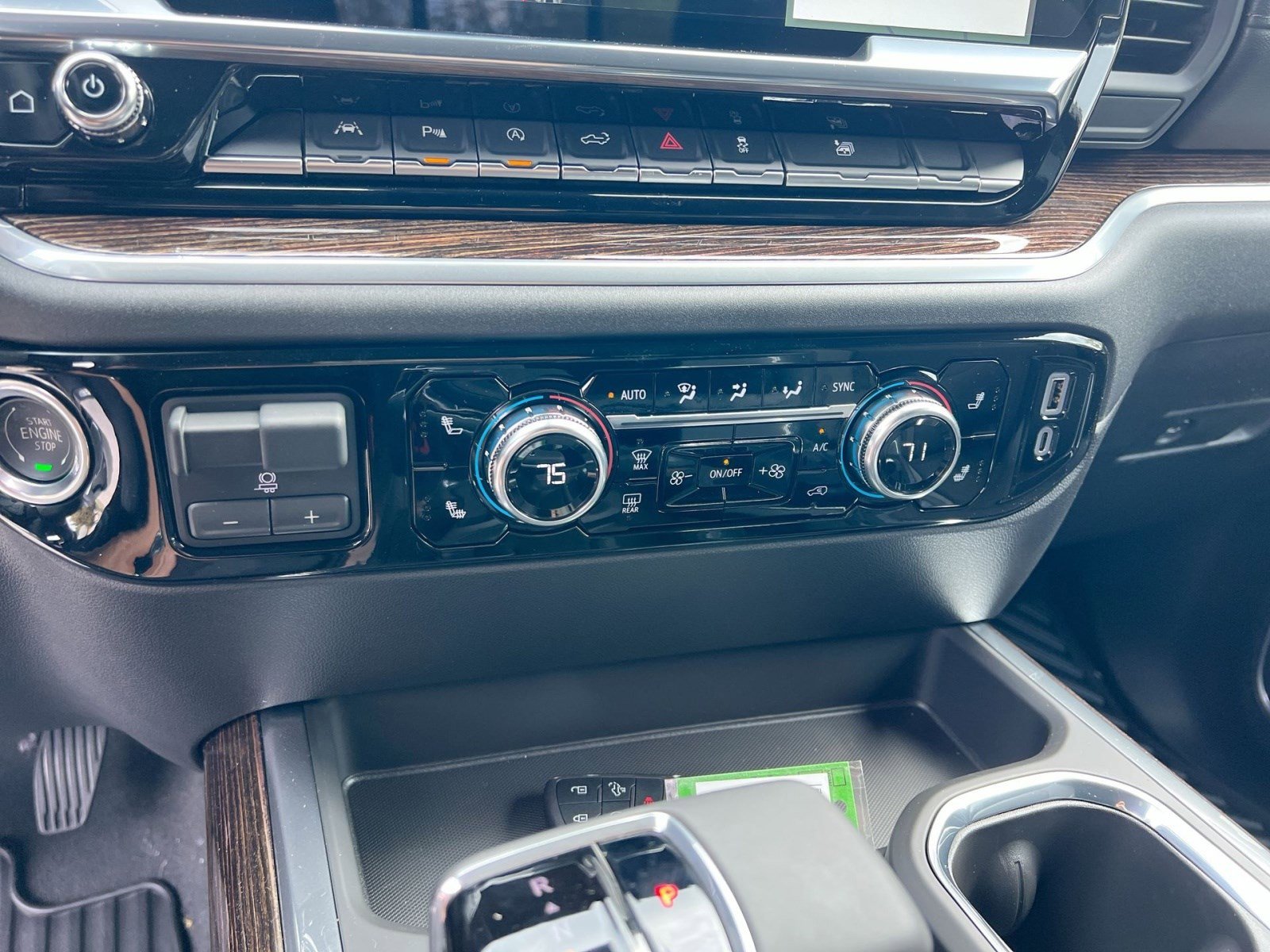 New 2026 GMC Sierra 1500 Elevation w/ Preferred Package image 17