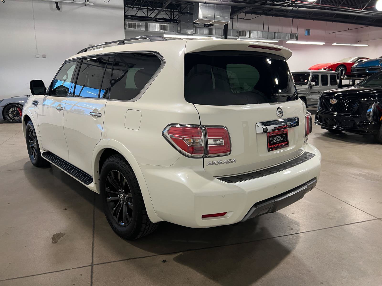 Used 2020 Nissan Armada Platinum w/ Interior Lighting Package AWD/4WD image 5