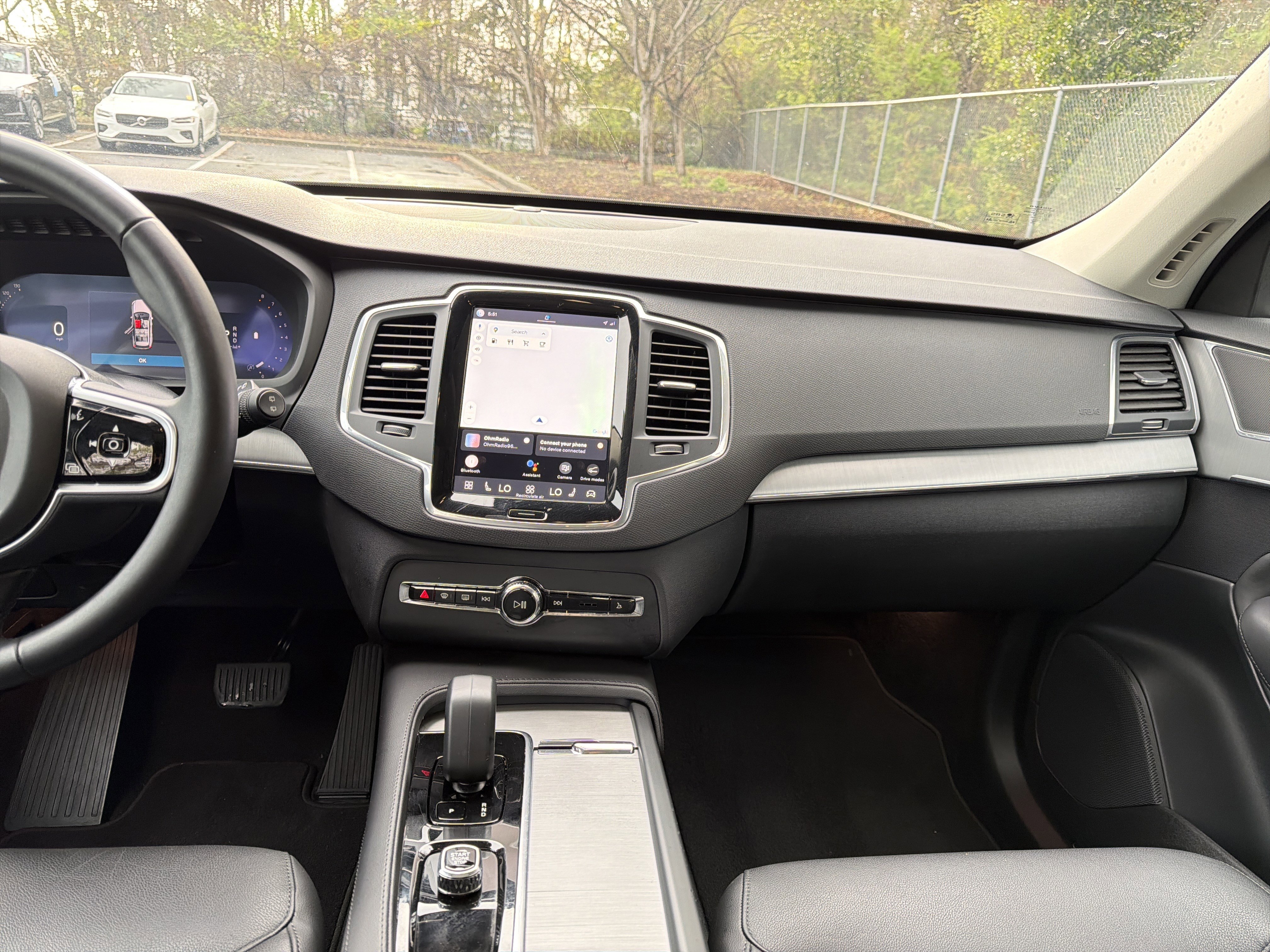 Certified 2025 Volvo XC90 B5 Core image 31