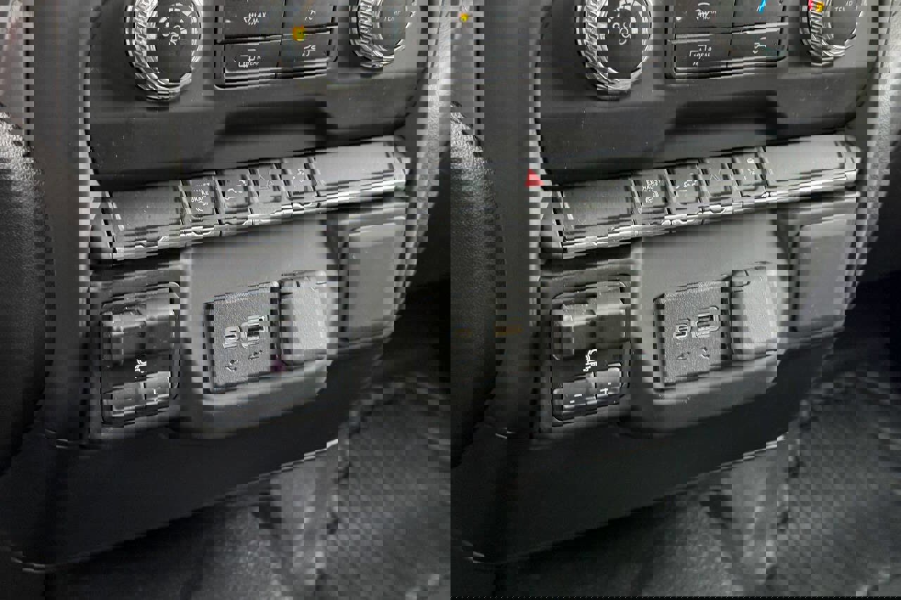 Used 2022 GMC Sierra 3500 Pro w/ Gooseneck/5TH Wheel Package image 38