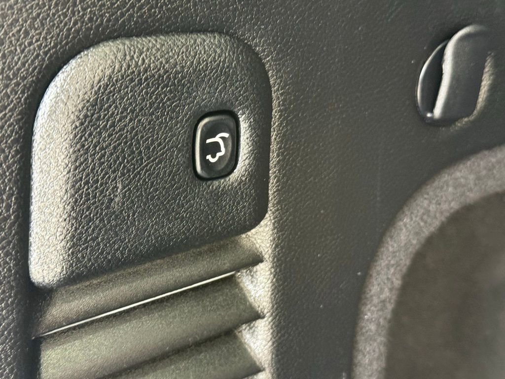 Used 2020 Jeep Grand Cherokee Altitude image 5