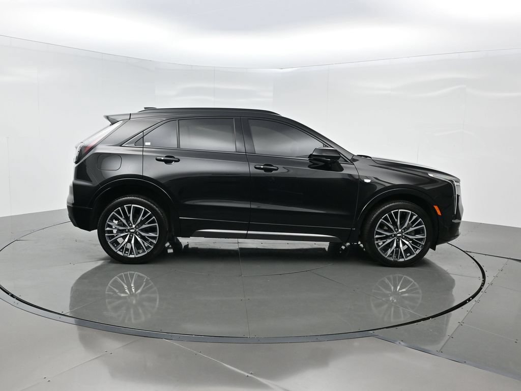 Certified 2024 Cadillac XT4 Sport AWD/4WD image 7