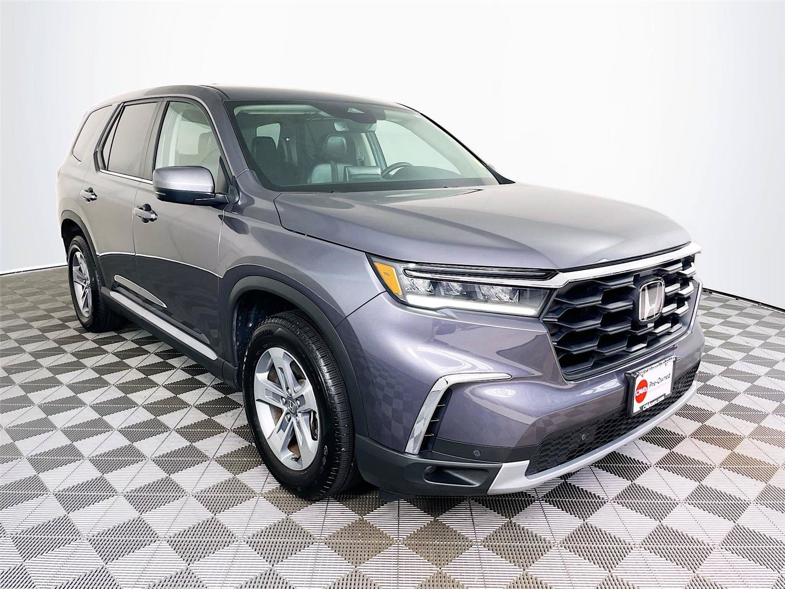 Certified 2025 Honda Pilot EX-L image 1