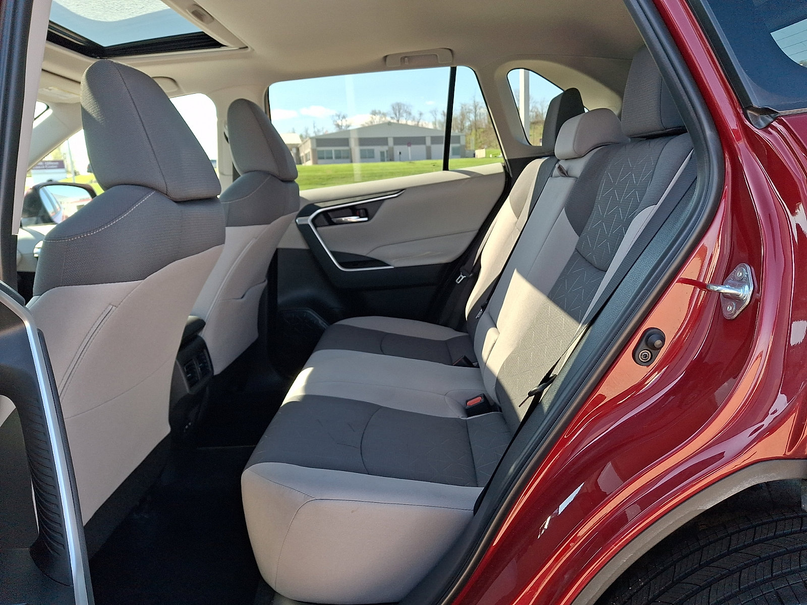 Certified 2025 Toyota RAV4 XLE w/ Convenience Package image 10