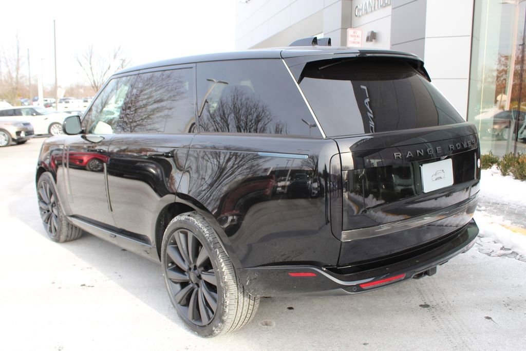 New 2026 Land Rover Range Rover SV image 10