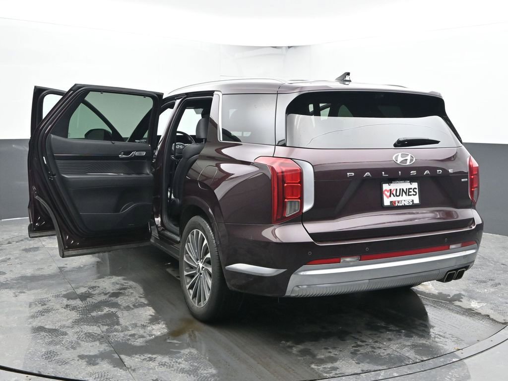 Used 2024 Hyundai Palisade Calligraphy image 85