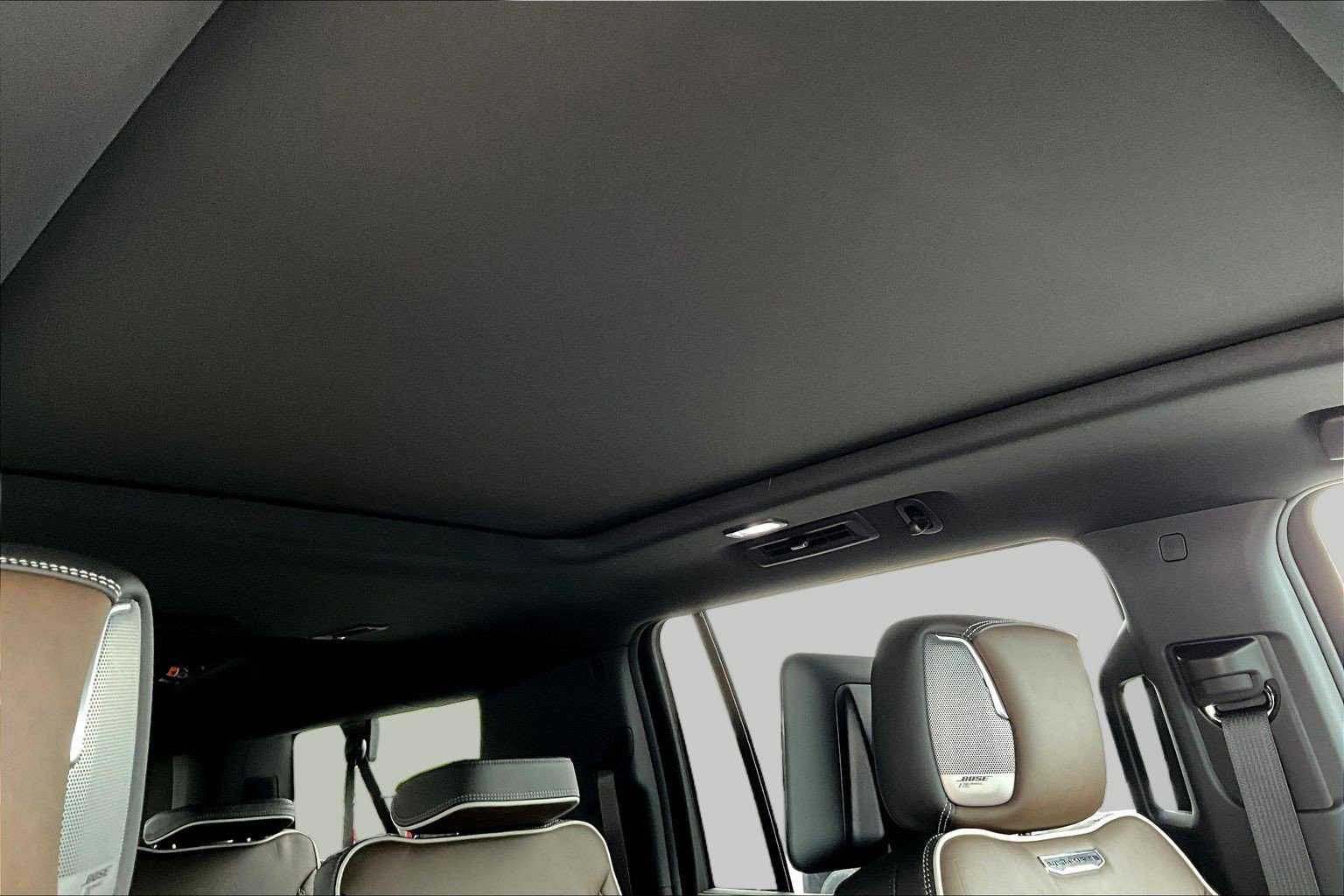 New 2026 GMC Yukon XL Denali Ultimate AWD/4WD image 13