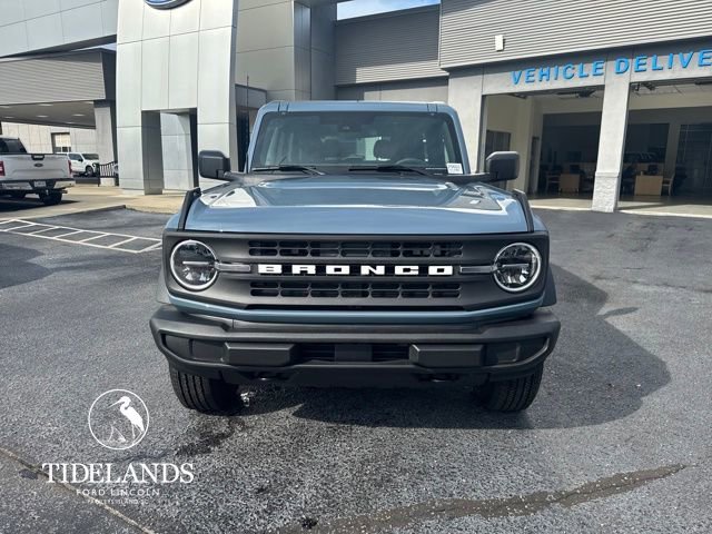 New 2025 Ford Bronco 2-Door image 3