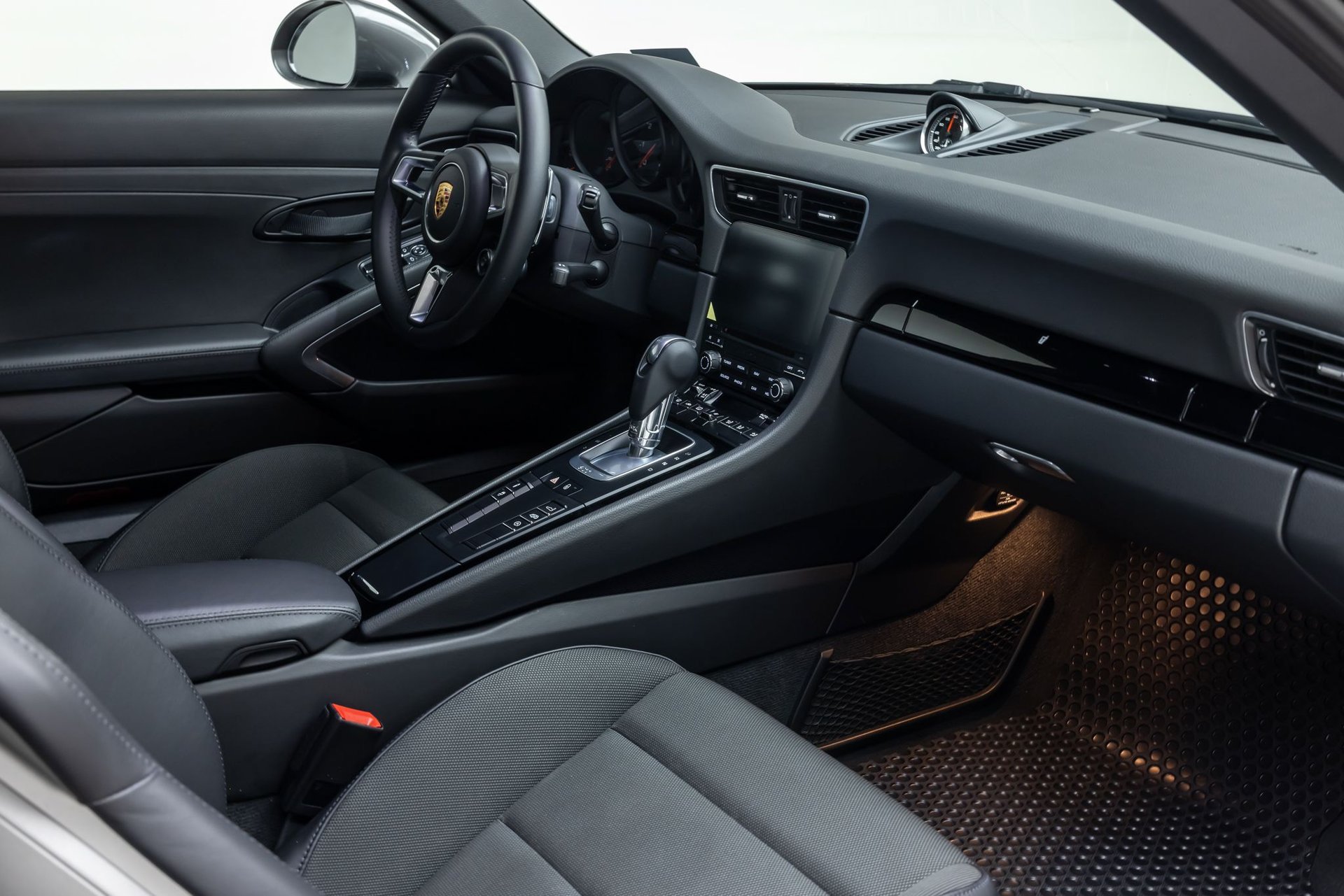 Used 2019 Porsche 911 Carrera image 16