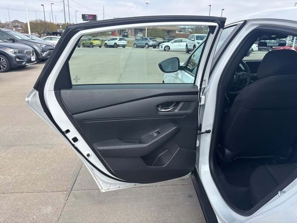 Used 2023 Honda Accord Sport image 34