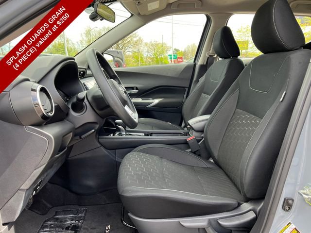 Used 2024 Nissan Kicks SV FWD video 3