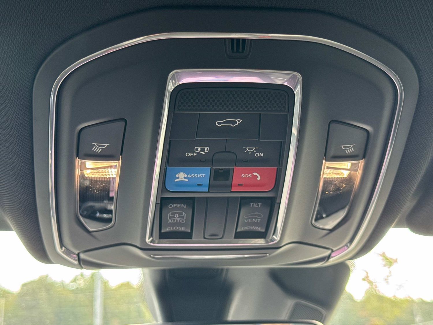 New 2027 Jeep Grand Cherokee Laredo X AWD/4WD image 24
