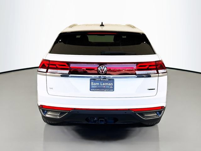 Used 2024 Volkswagen Atlas Cross Sport SE image 6