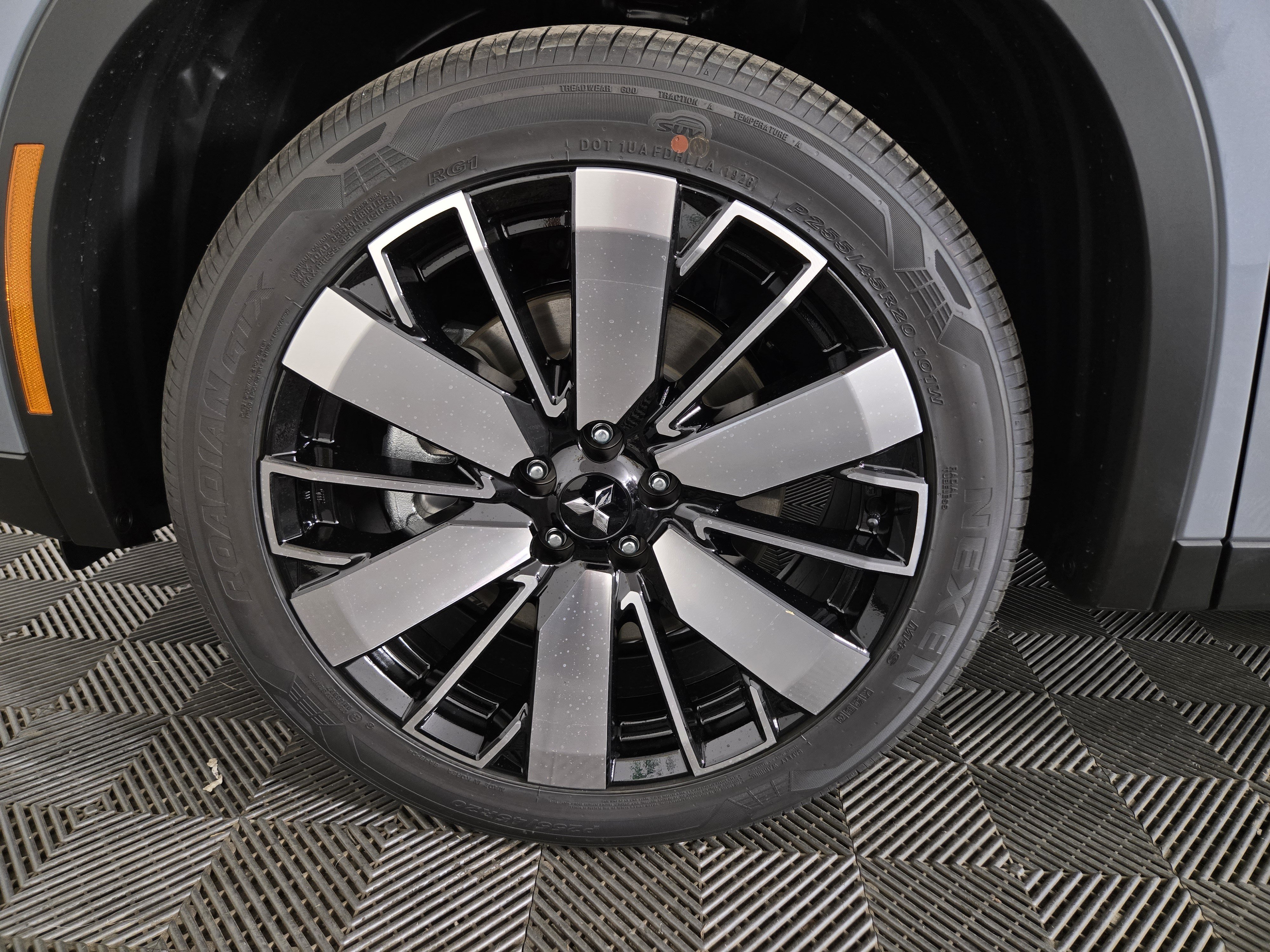 New 2026 Mitsubishi Outlander SE AWD/4WD image 34