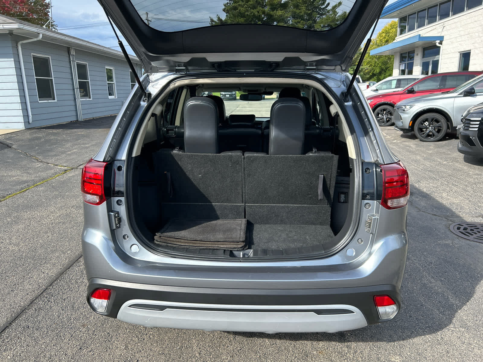Used 2020 Mitsubishi Outlander SE FWD image 23